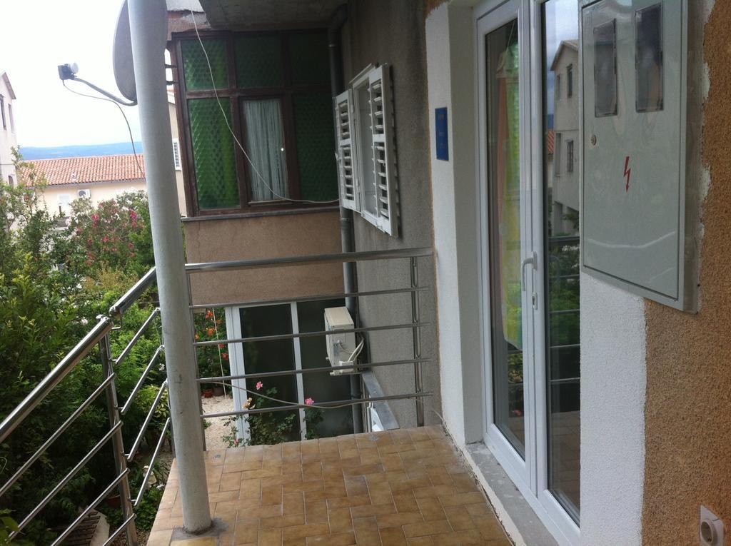 Eco-Apartments With Nice Garden Baska Voda Room photo